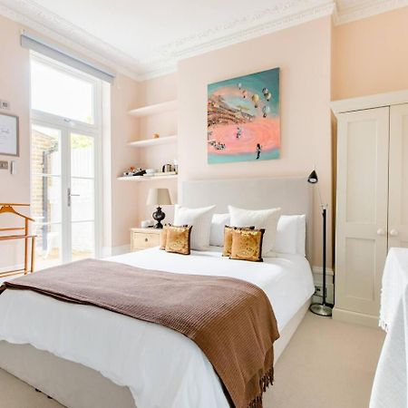 Luxury King-Bed Ensuite With Quiet Private Patio Лондон Екстер'єр фото